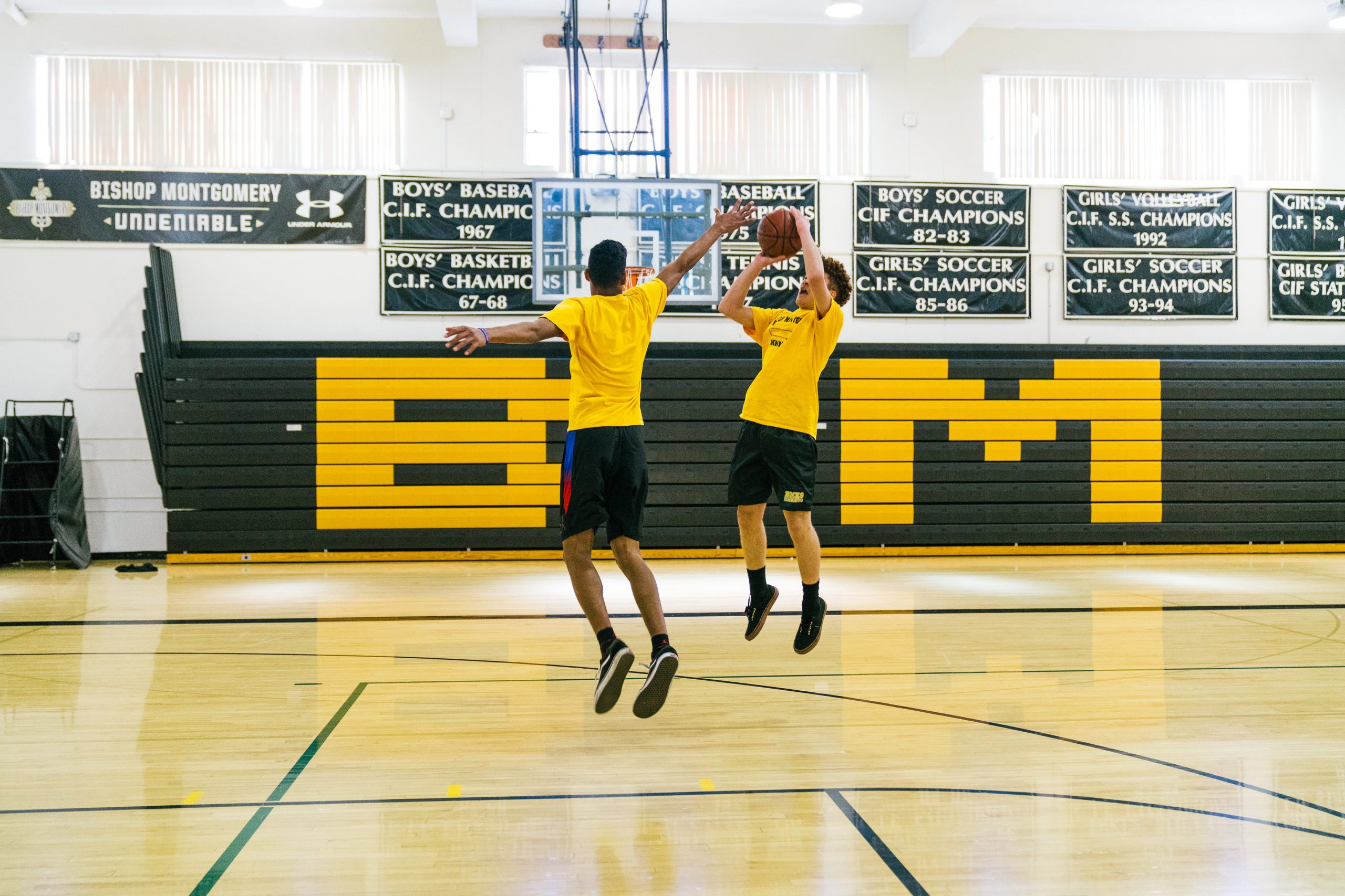 6564b48bf50256aabc82705f_Basketball03
